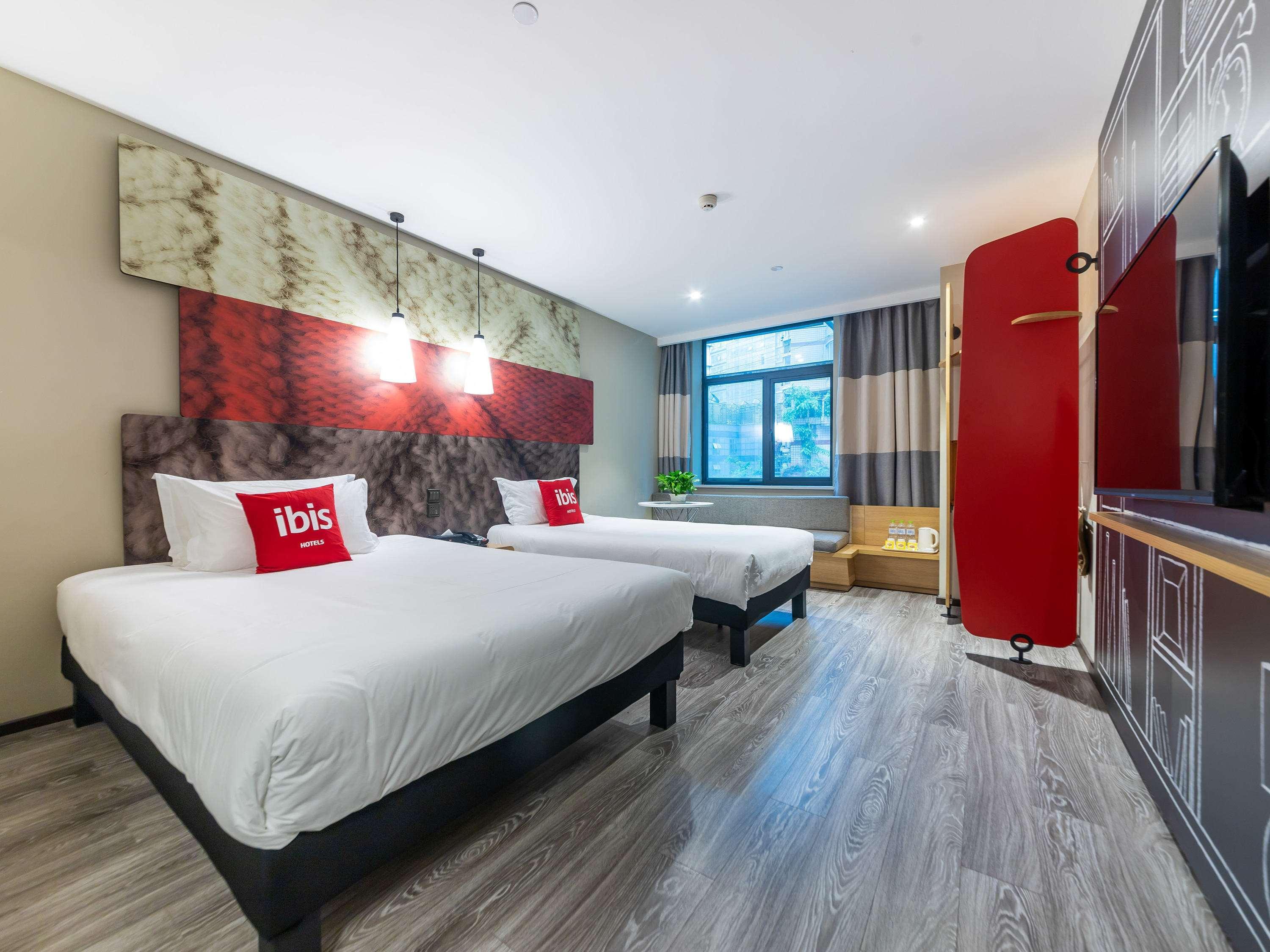 Ibis Chongqing Jiefangbei Pedestrian Street Hotel Zewnętrze zdjęcie