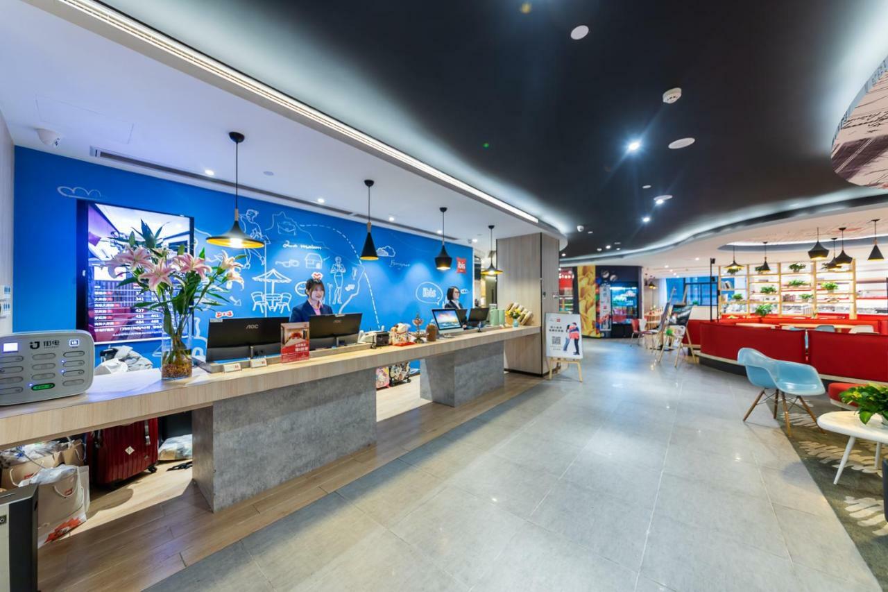 Ibis Chongqing Jiefangbei Pedestrian Street Hotel Zewnętrze zdjęcie