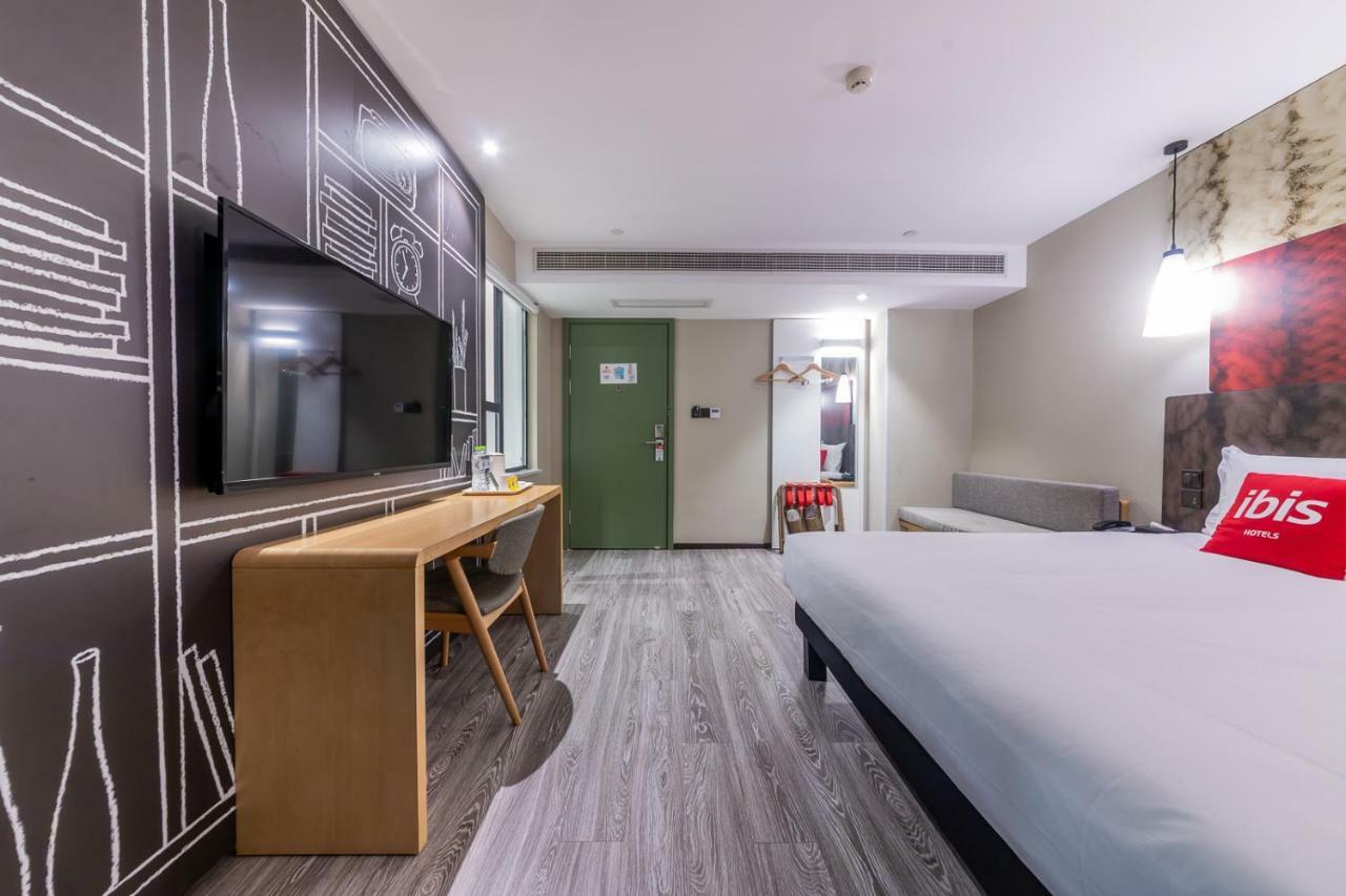 Ibis Chongqing Jiefangbei Pedestrian Street Hotel Zewnętrze zdjęcie