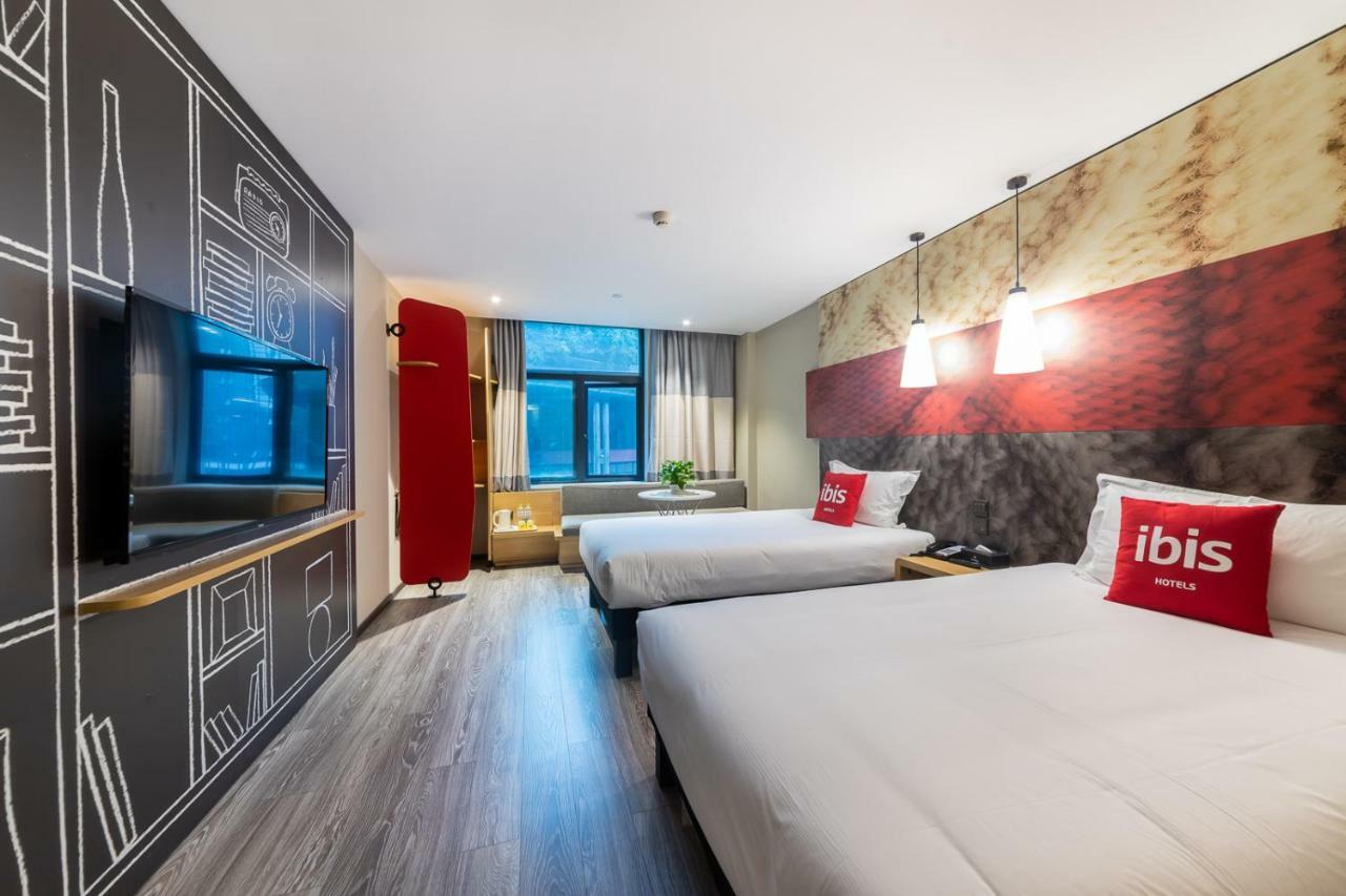 Ibis Chongqing Jiefangbei Pedestrian Street Hotel Zewnętrze zdjęcie