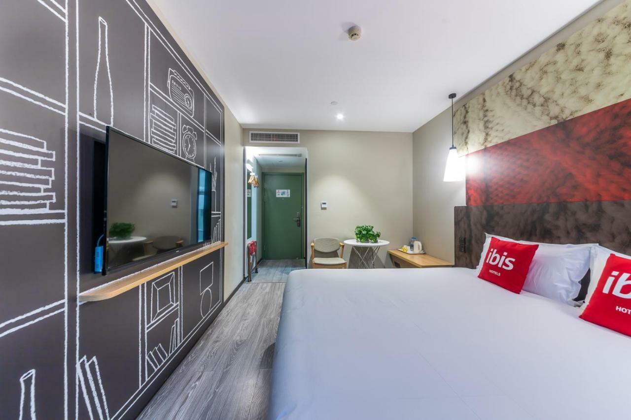 Ibis Chongqing Jiefangbei Pedestrian Street Hotel Zewnętrze zdjęcie