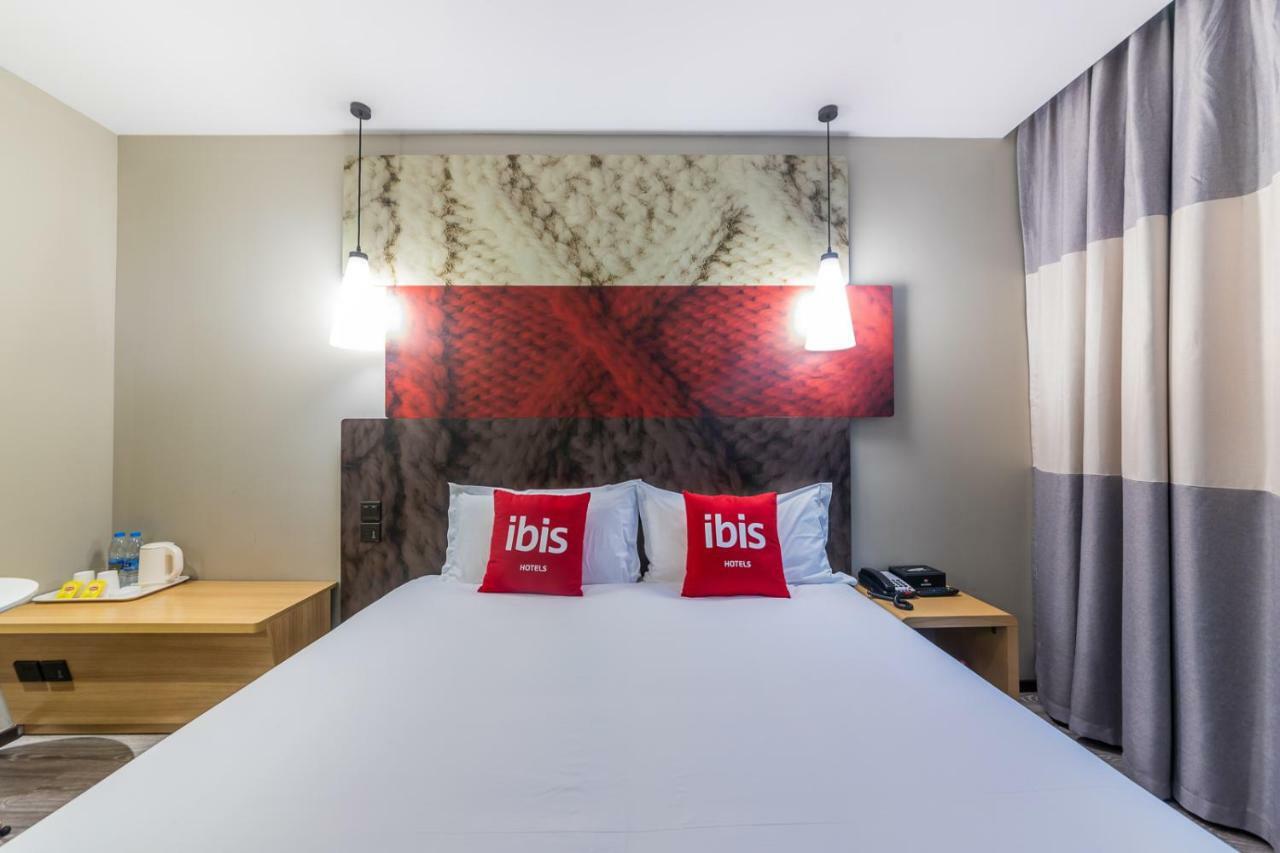 Ibis Chongqing Jiefangbei Pedestrian Street Hotel Zewnętrze zdjęcie